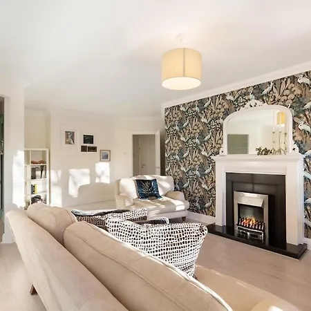 Relax And Rest In Rathlin Hall, 15 Appartement Dublin